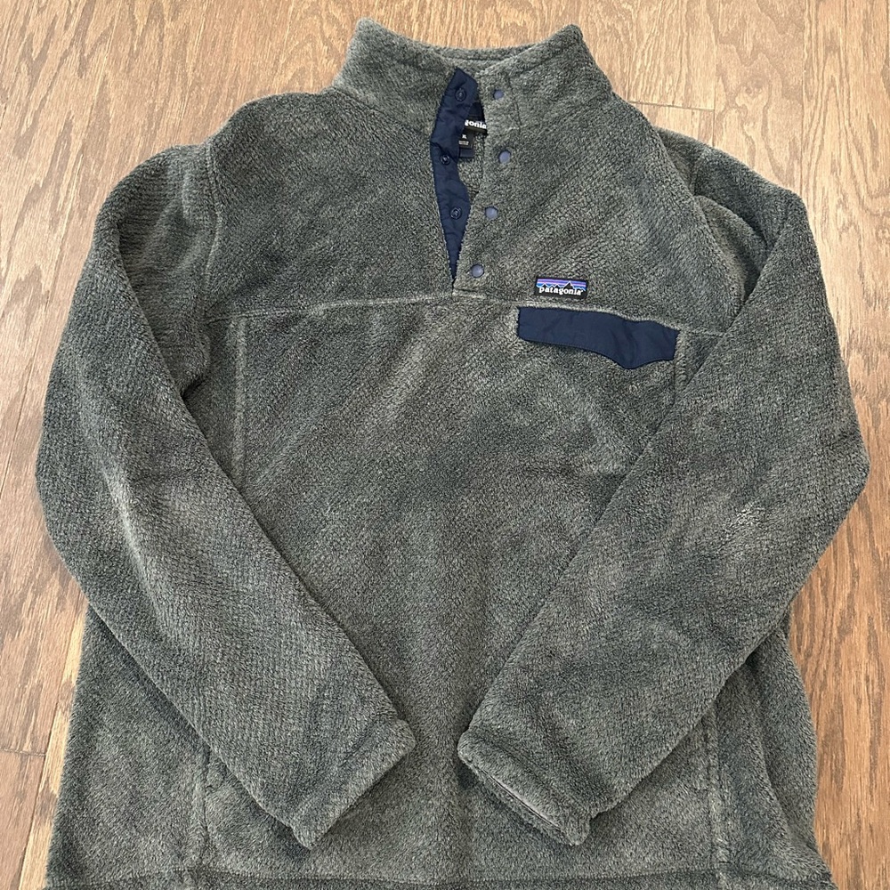 Patagonia Grey with Navy accents  Fleece Pullover